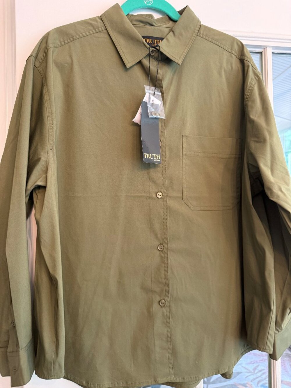 Truth by Republic long sleeve ladies button down shirt